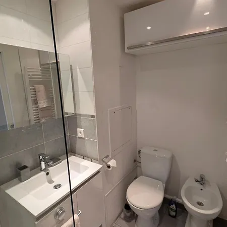 T2 Climatise Vue Exceptionnelle Acces *